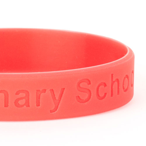 Silicone wristbands with hot sale a message